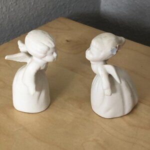 Vintage Treasure Master Ivory Porcelain Kissing Angels Figurines - Set of 2